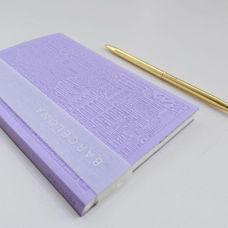 THE CITY WORKS Notizbuch Barcelona Edition in Lilac