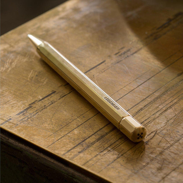 Brass Ballpoint Pen | TWYST von LGNDR | Geschenke bei MERSOR